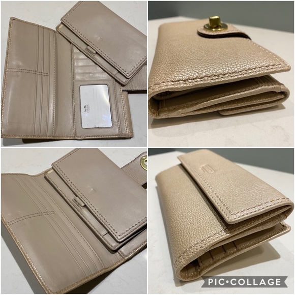 Coach Turnlock Leather Wallet - Picture 8 of 8